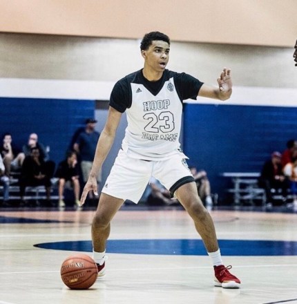 1a70ba06-b304-4df6-8d7d-1a72e40c43ea