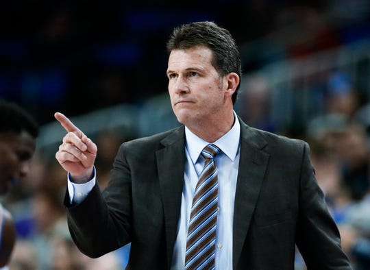 e46c693b-bf94-4bcf-a4a6-0a280ea1d86d-_steve-alford