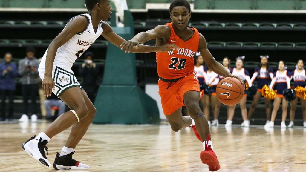 Whitney Young guard Dalen Davis picks up 3rd scholarship&nbsp;offer