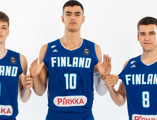 Coaches getting a good look at Mustapha&nbsp;Amzil